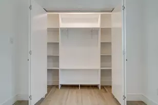 2323 Douglas Ave, Dallas, TX 75219 - Photo 7