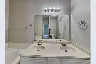 10008 Blue Bell Drive, Fort Worth, TX 76108 - Photo 9