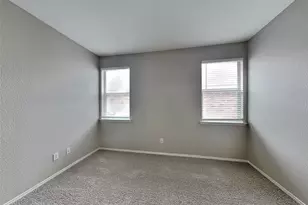 10008 Blue Bell Dr, Fort Worth, TX 76108 - Photo 7