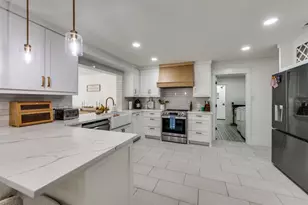 4316 Springbranch Dr, Benbrook, TX 76116 - Photo 9