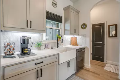 1040 Rose Court, Nemo, TX 76070 - Photo 15