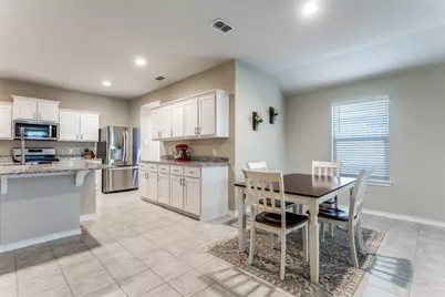 605 Basteen Lane, Justin, TX 76247 - Photo 7