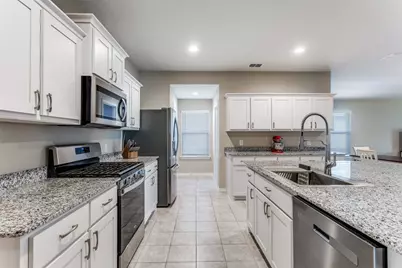 605 Basteen Lane, Justin, TX 76247 - Photo 5