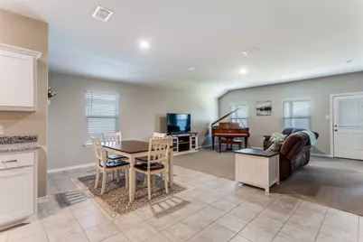 605 Basteen Lane, Justin, TX 76247 - Photo 9