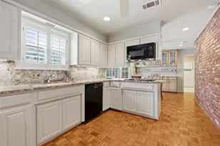 3908 Thistle Ln, Fort Worth, TX 76109 - Photo 17