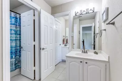 8678 Glen Hollow Drive, Fort Worth, TX 76179 - Photo 21