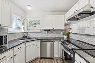 1329 Ridge Dr, Midlothian, TX 76065 - Photo 9