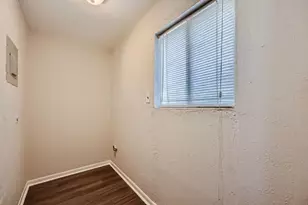 1018 S Murray St, McKinney, TX 75069 - Photo 13