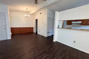 1435 Brook Meadow Cir, Lancaster, TX 75134 - Photo 3