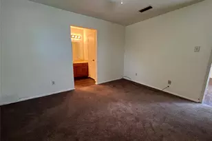 1435 Brook Meadow Cir, Lancaster, TX 75134 - Photo 7