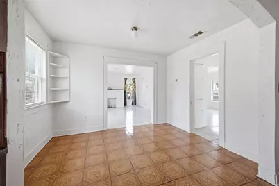 2634 Emmett Street, Dallas, TX 75211 - Photo 9