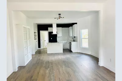 2210 Langford Street, Greenville, TX 75401 - Photo 3