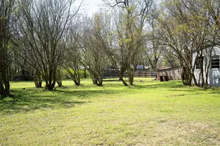 631 W Austin, Paris, TX 75460 - Photo 21