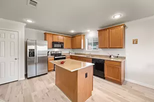 704 Bastrop Dr, Arlington, TX 76002 - Photo 33