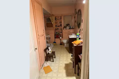 2005 Avenue B, Fort Worth, TX 76104 - Photo 3