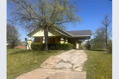 2005 Avenue B, Fort Worth, TX 76104 - Photo 1