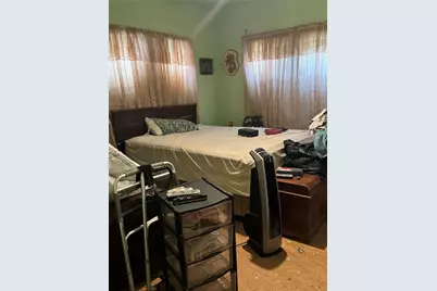 2005 Avenue B, Fort Worth, TX 76104 - Photo 5