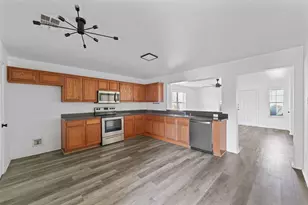 4917 Captains Pl, Garland, TX 75043 - Photo 5