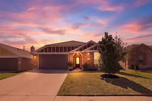 421 Mariscal Pl, Fort Worth, TX 76131 - Photo 1