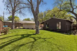 10111 Shadyview Dr, Dallas, TX 75238 - Photo 25