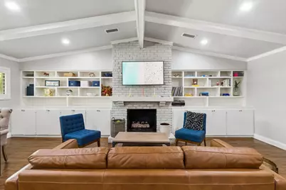 10111 Shadyview Drive, Dallas, TX 75238 - Photo 11