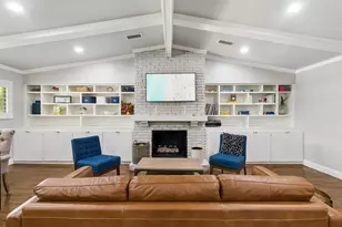 10111 Shadyview Dr, Dallas, TX 75238 - Photo 11