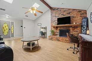 205 Randy Lee Ln, McKinney, TX 75071 - Photo 3