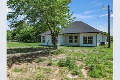 1569 Well Service Road, Bowie, TX 76230 - Photo 31