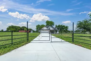 1569 Well Service Rd, Bowie, TX 76230 - Photo 5