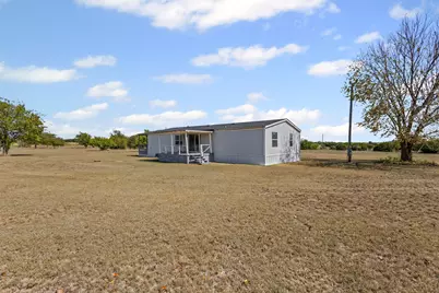 9064 Summit Court E, Cleburne, TX 76033 - Photo 25