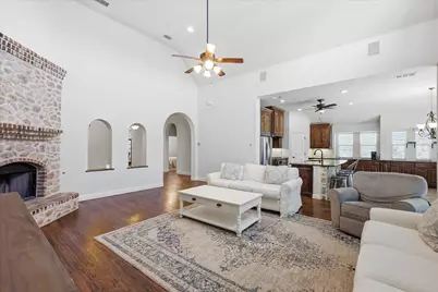 13850 James Ranch Court, Justin, TX 76247 - Photo 15