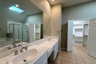 532 Silver Maple Dr, Irving, TX 75063 - Photo 31