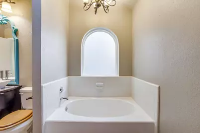 5628 Shady Springs Trail, Fort Worth, TX 76179 - Photo 19