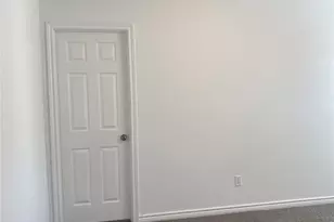 521 E Sears St, Denison, TX 75021 - Photo 11