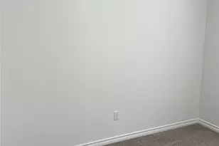 521 E Sears St, Denison, TX 75021 - Photo 9