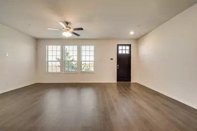 2412 Eureka Way, Lewisville, TX 75056 - Photo 3