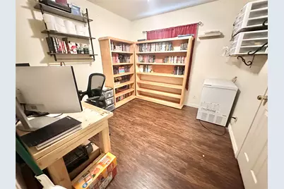 915 N 7th Street, Sanger, TX 76266 - Photo 11