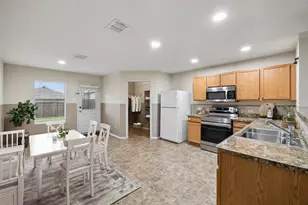 1413 Puerto Lago Dr, Little Elm, TX 75068 - Photo 3