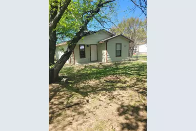 747 Luther Lane, Gun Barrel City, TX 75156 - Photo 1