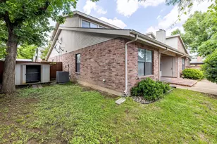 1120 Forest Creek St, Benbrook, TX 76126 - Photo 33