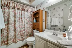 2031 Town Pl, Garland, TX 75041 - Photo 11