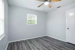 2823 Ermine Way, Farmers Branch, TX 75234 - Photo 17