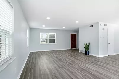 2823 Ermine Way, Farmers Branch, TX 75234 - Photo 7