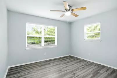 2823 Ermine Way, Farmers Branch, TX 75234 - Photo 17