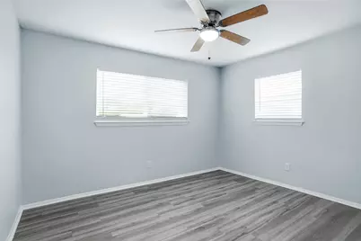 2823 Ermine Way, Farmers Branch, TX 75234 - Photo 23
