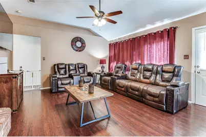 3132 Pheasant Run Court, Grand Prairie, TX 75052 - Photo 5