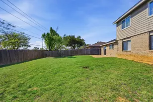 1885 Cliff View Dr, Lewisville, TX 75077 - Photo 33