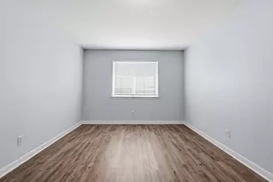 1885 Cliff View Dr, Lewisville, TX 75077 - Photo 21