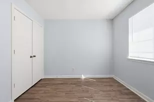 1885 Cliff View Dr, Lewisville, TX 75077 - Photo 19