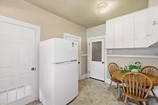 1306 N Locust St, Denton, TX 76201 - Photo 23